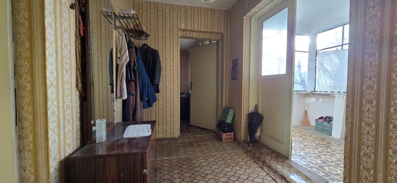 Продава КЪЩА, с. Царев брод, област Шумен, снимка 5 - Къщи - 52543626