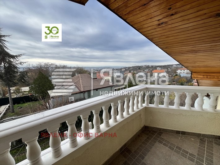 Продава КЪЩА, гр. Варна, Изгрев