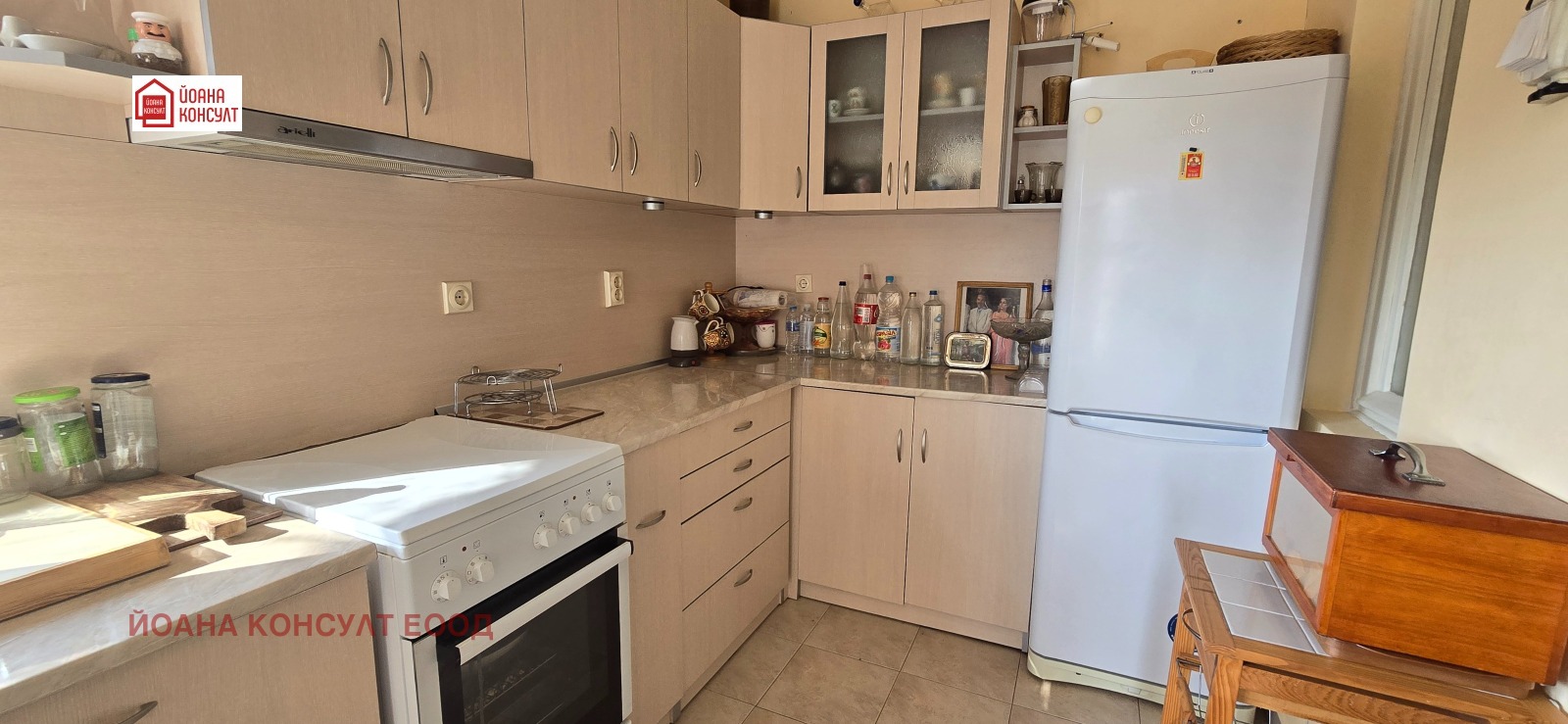 Продава КЪЩА, гр. Кнежа, област Плевен