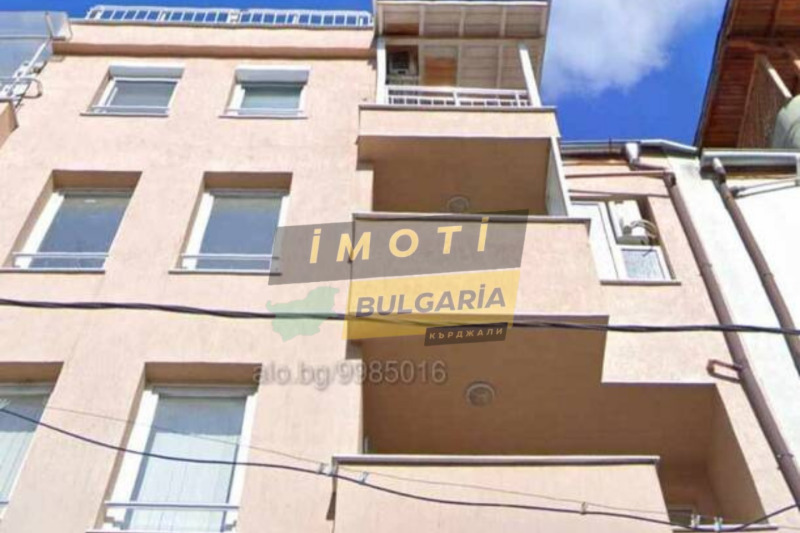 Продава 1-СТАЕН в град Кърджали, Център - 73 кв.м / 74 137 € » 144 999.37 лв., ИМОТИБЪЛГАРИЯКЪРДЖАЛИ