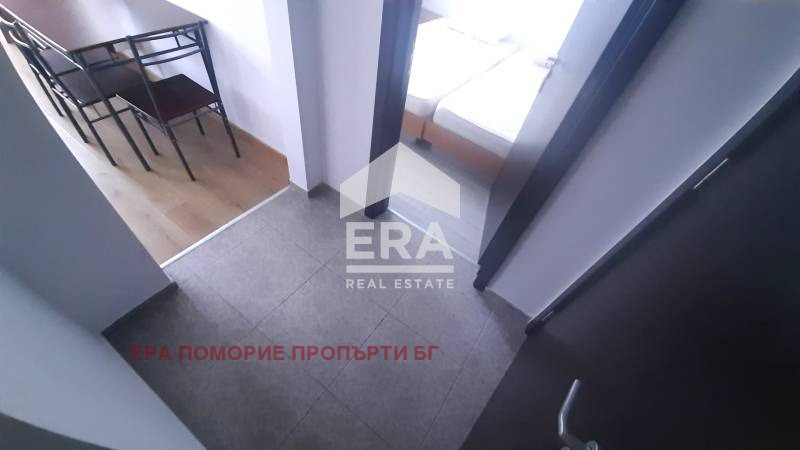 Продава 2-СТАЕН, гр. Поморие, област Бургас, снимка 5 - Aпартаменти - 48238411