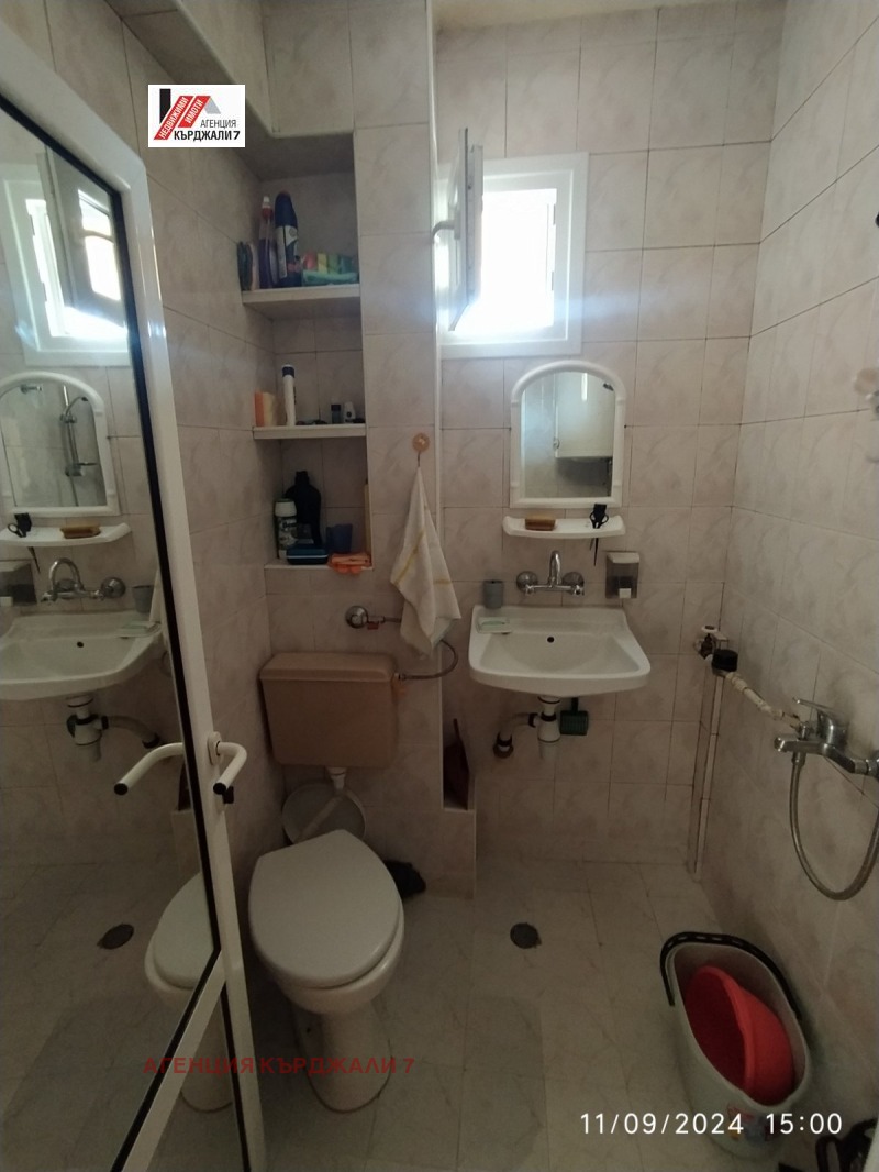 Продава  2-стаен град Кърджали , Център , 41 кв.м | 10343736 - изображение [4]