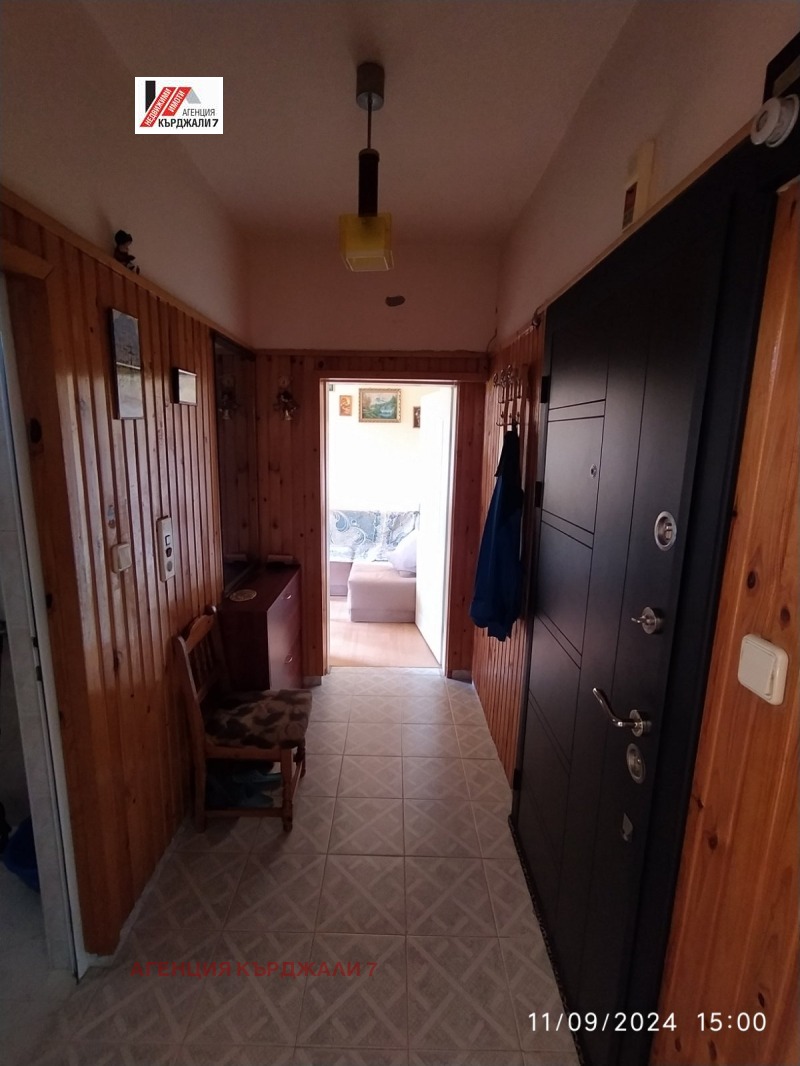 Продава  2-стаен град Кърджали , Център , 41 кв.м | 10343736 - изображение [3]