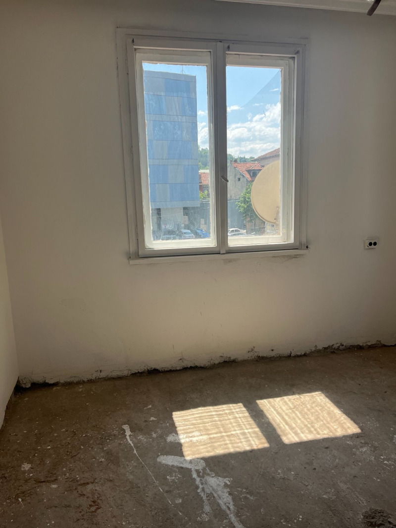 Na prodej  2 ložnice Blagoevgrad , Idealen centar , 83 m2 | 58186213 - obraz [12]