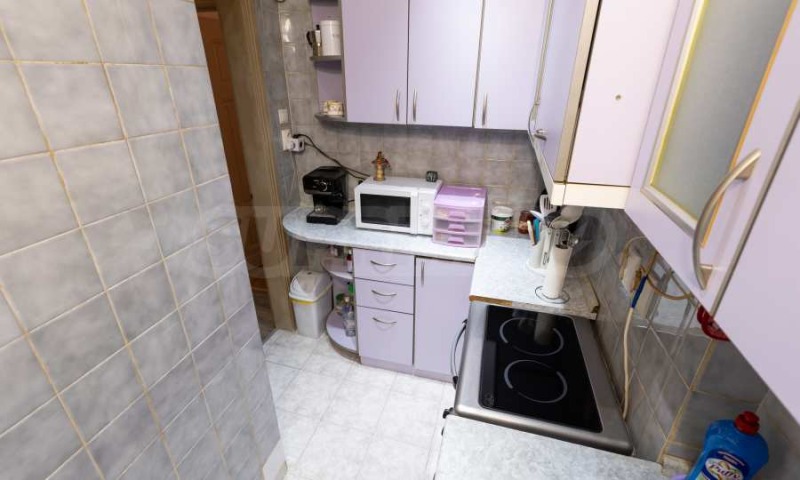 Продава  3-стаен град Бургас , Център , 100 кв.м | 13401820 - изображение [15]