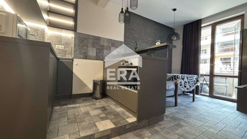 Продава  3-стаен град Варна , ВИНС-Червен площад , 70 кв.м | 83833320 - изображение [2]