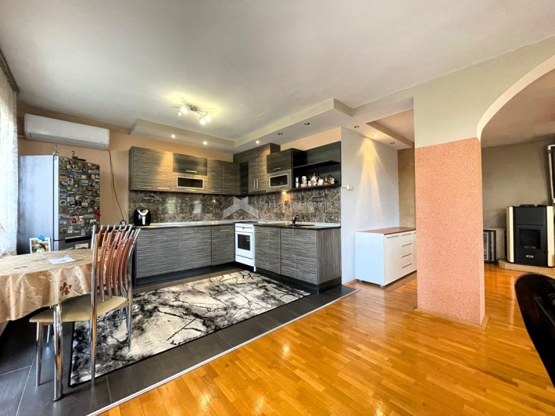 Zu verkaufen  3 Schlafzimmer region Burgas , Nesebar , 178 qm | 99988524 - Bild [2]