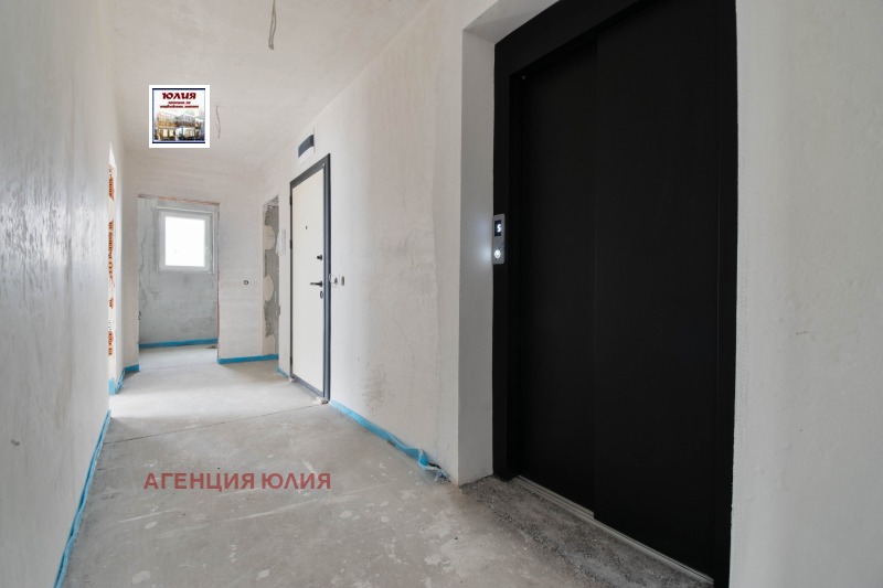 Продава МНОГОСТАЕН, гр. Пловдив, Остромила, снимка 12 - Апартаменти - 50704486