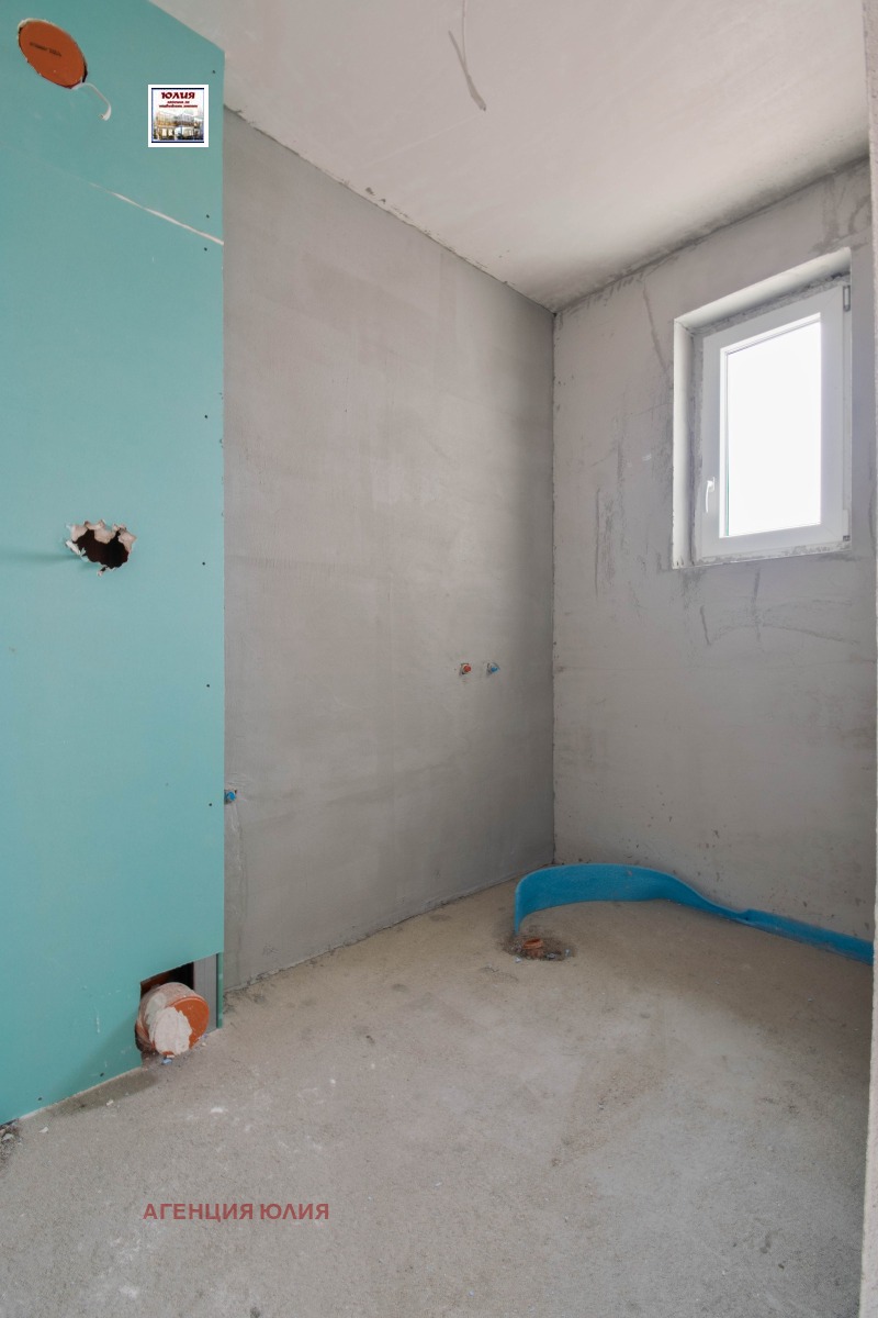 Продава МНОГОСТАЕН, гр. Пловдив, Остромила, снимка 10 - Апартаменти - 50704486