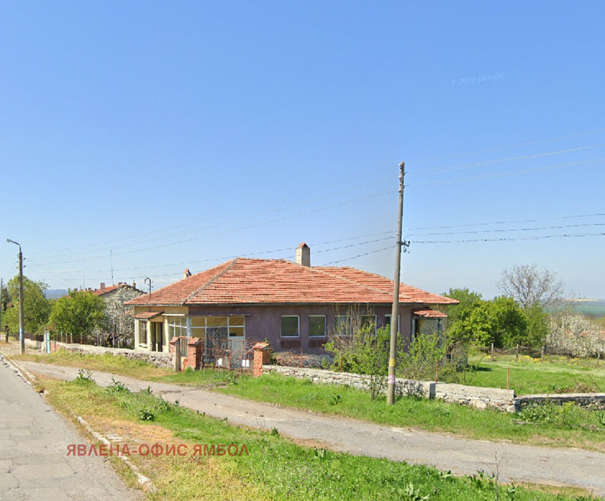 Продава КЪЩА, с. Войника, област Ямбол