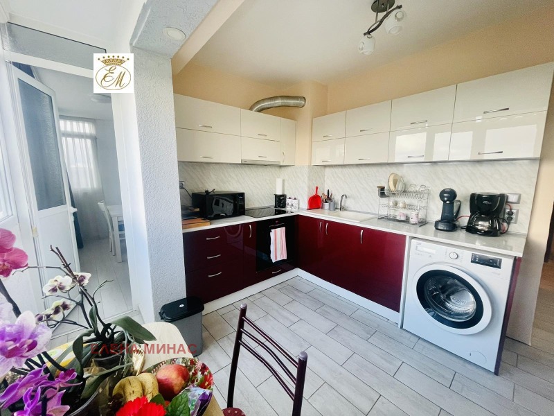 Продава 2-СТАЕН в град Шумен, Добруджански - 65 кв.м / 145 000 € » 283 595.35 лв., ЕЛЕНА МИНАС