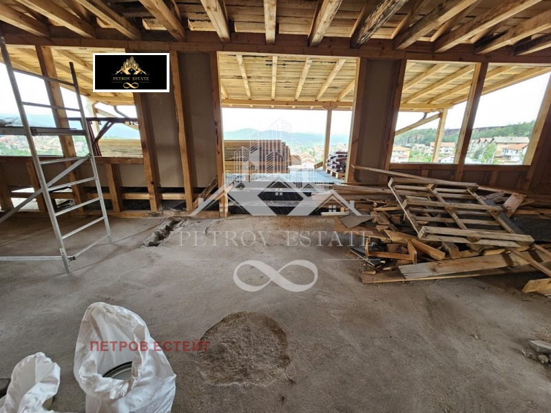 Продава МНОГОСТАЕН в област Пазарджик, гр. Велинград - 128 кв.м / 96 000 € » 187 759.68 лв., ПЕТРОВ ЕСТЕЙТ