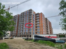 1 chambre Kyutchouk Parij, Plovdiv