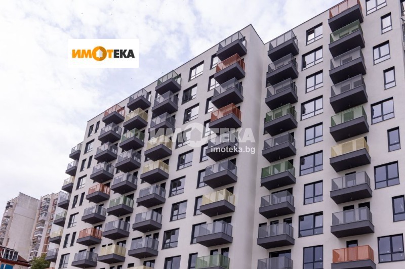 Продава 3-СТАЕН, гр. Варна, Възраждане 1, снимка 1 - Aпартаменти - 47496180