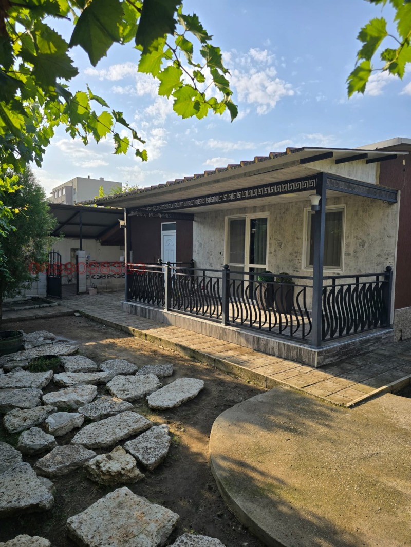 Продава  Къща област Варна , гр. Белослав , 150 кв.м | 15172357