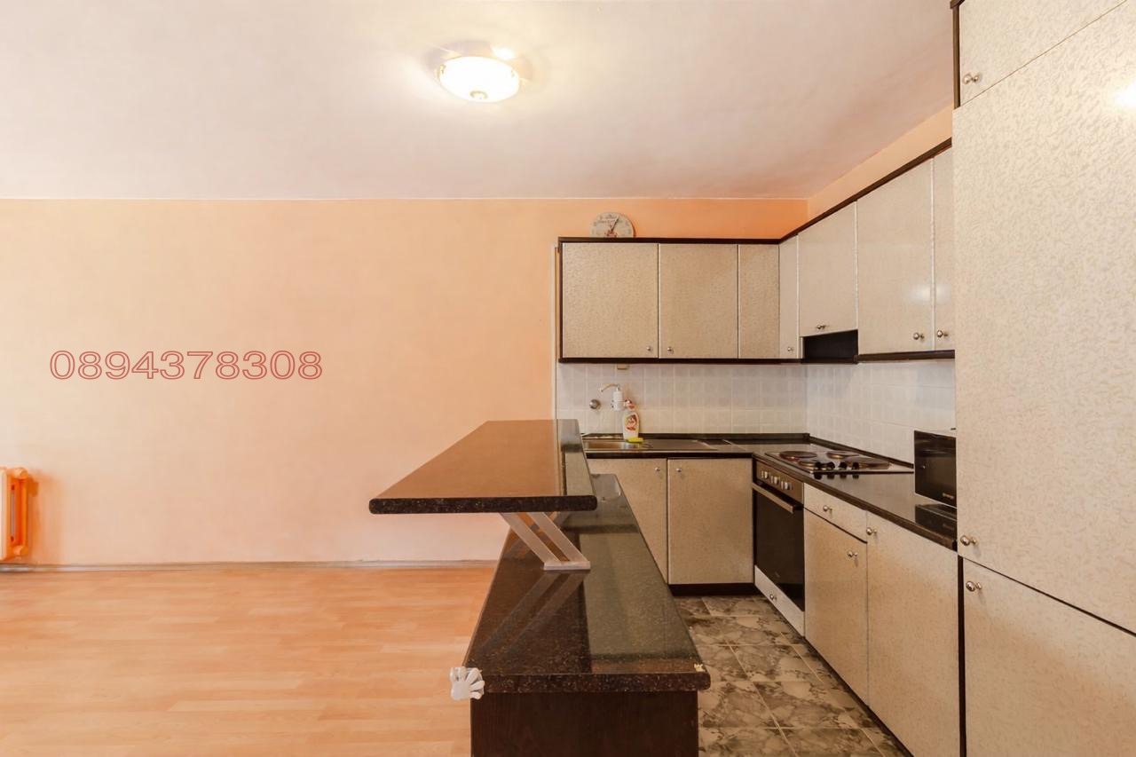 Продава 3-СТАЕН, гр. София, Център, снимка 2 - Апартаменти - 53853194