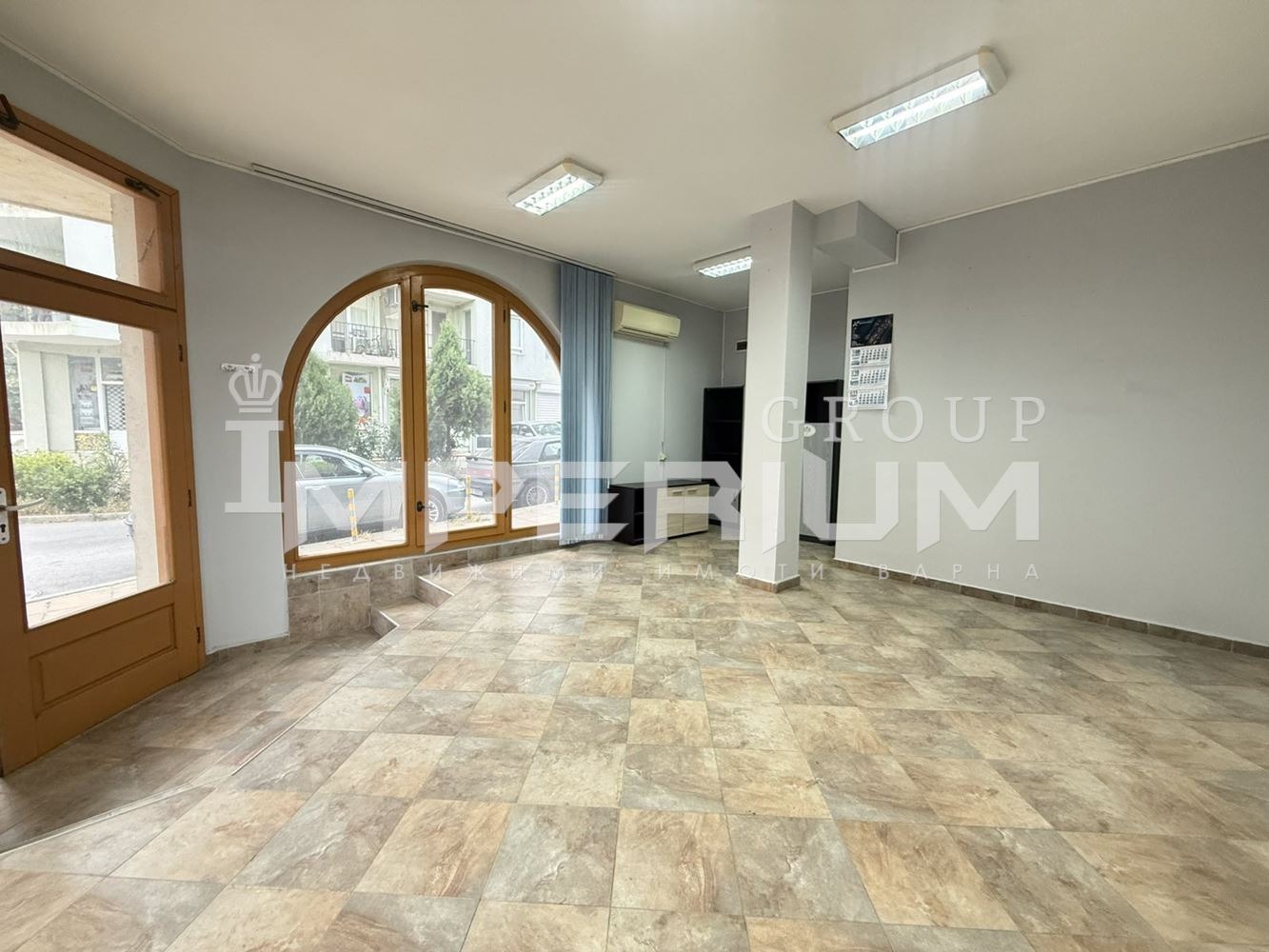 Продава ОФИС, гр. Варна, Левски 1