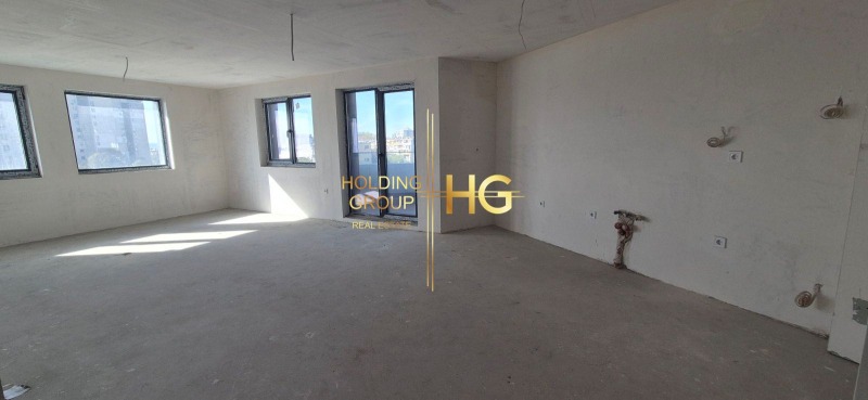 Продава 3-СТАЕН, гр. Варна, Бриз, снимка 2 - Апартаменти - 52574339