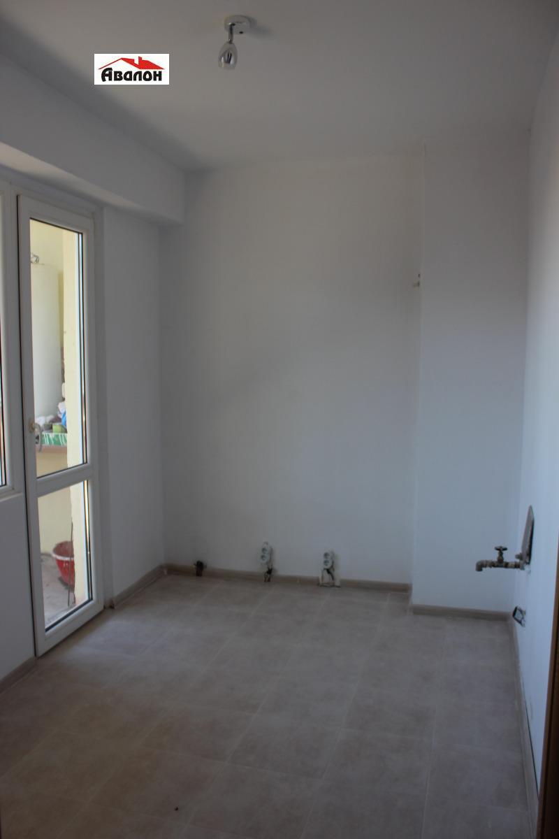 Продава  2-стаен град Русе , Дружба 3 , 58 кв.м | 47592036