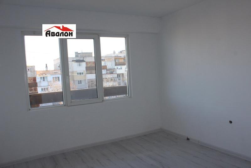 Продава  2-стаен град Русе , Дружба 3 , 58 кв.м | 47592036 - изображение [2]