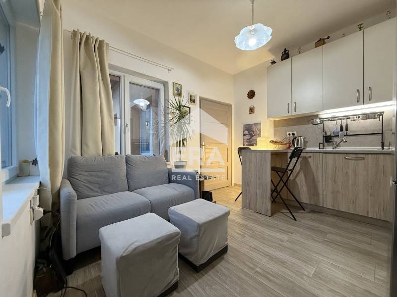 Продава КЪЩА, с. Веринско, област София област, снимка 2 - Къщи - 53270774