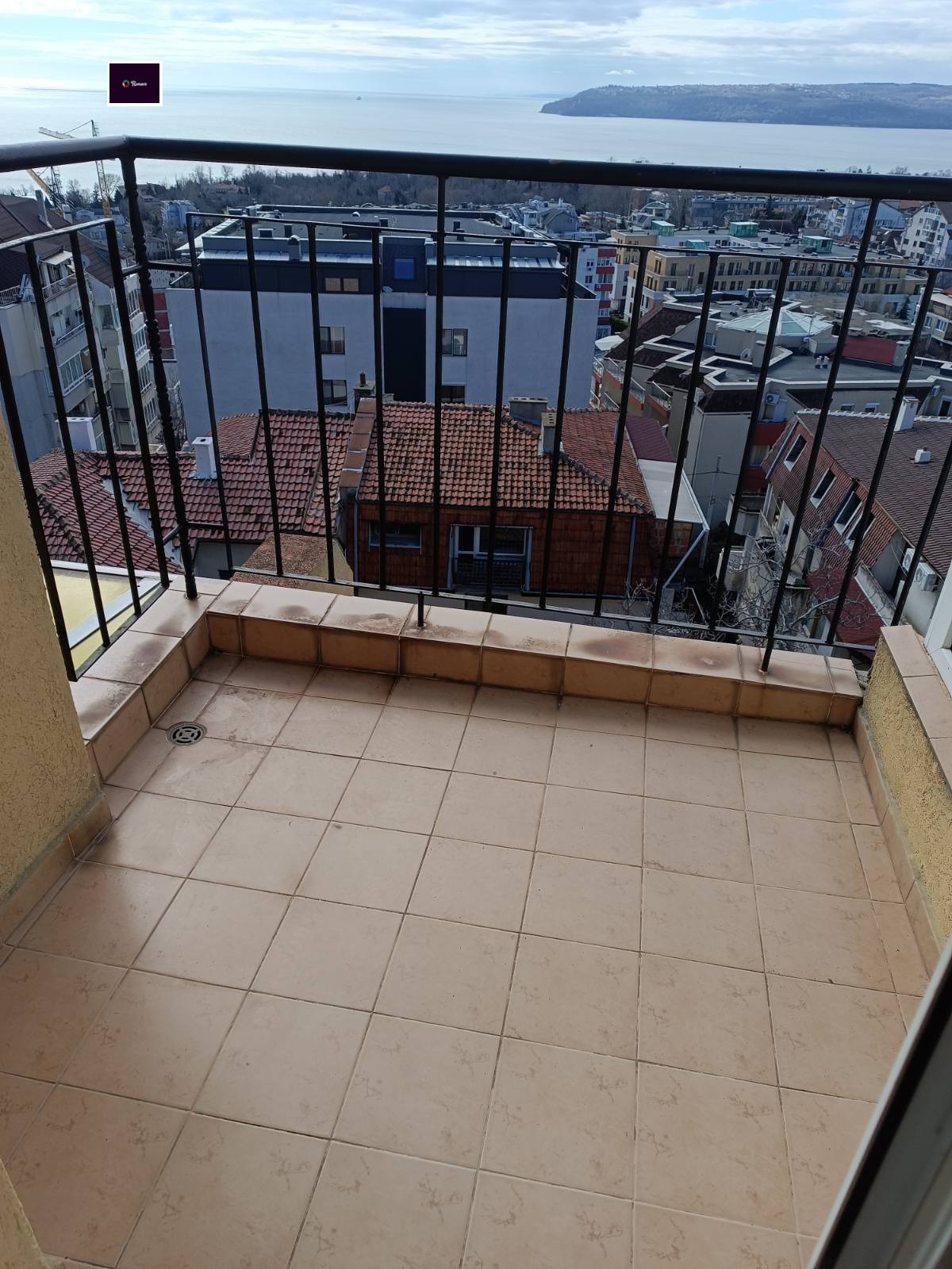 Продава АТЕЛИЕ, ТАВАН, гр. Варна, Бриз, снимка 7 - Апартаменти - 53617536