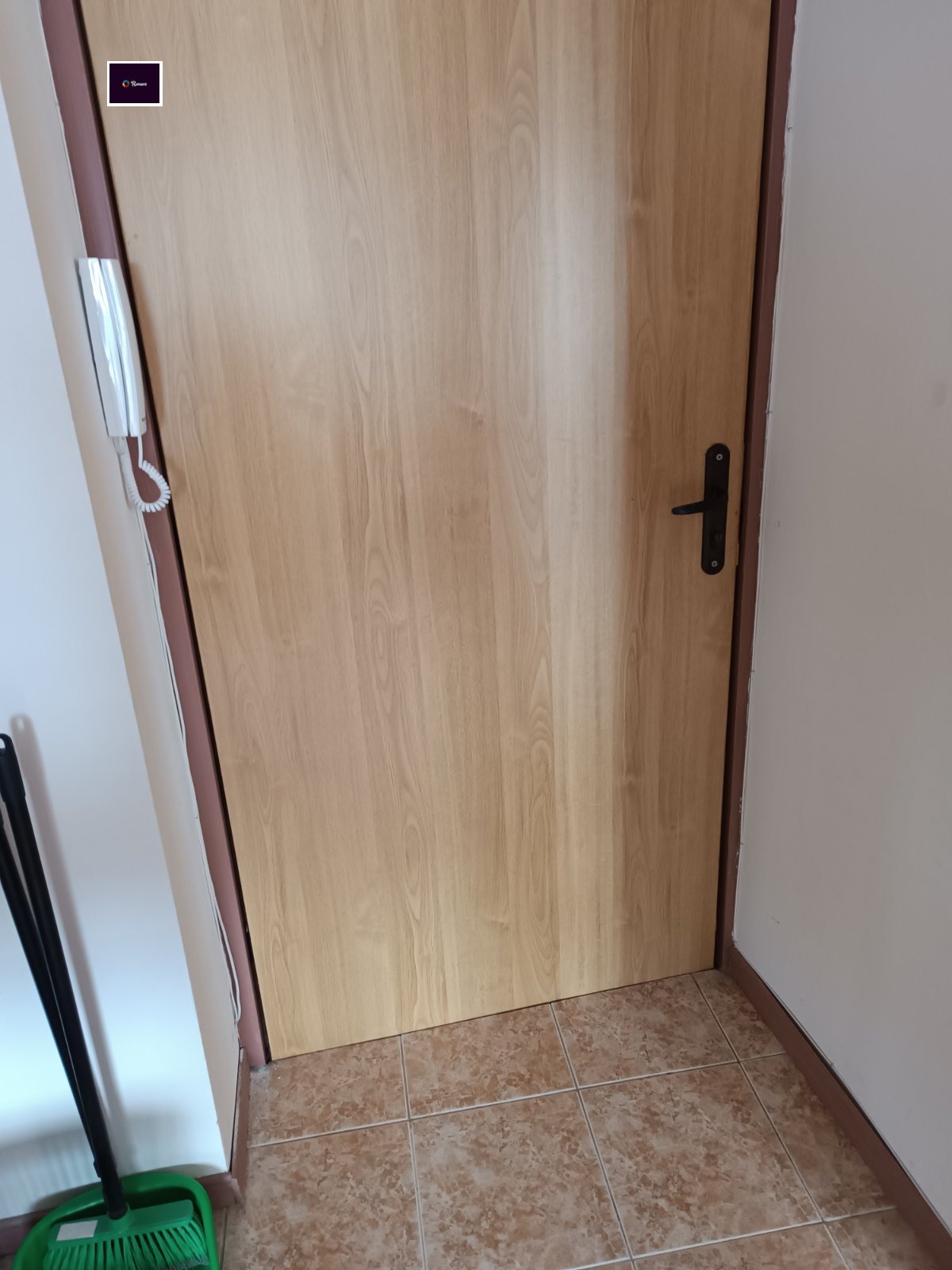 Продава АТЕЛИЕ, ТАВАН, гр. Варна, Бриз, снимка 2 - Апартаменти - 53617536