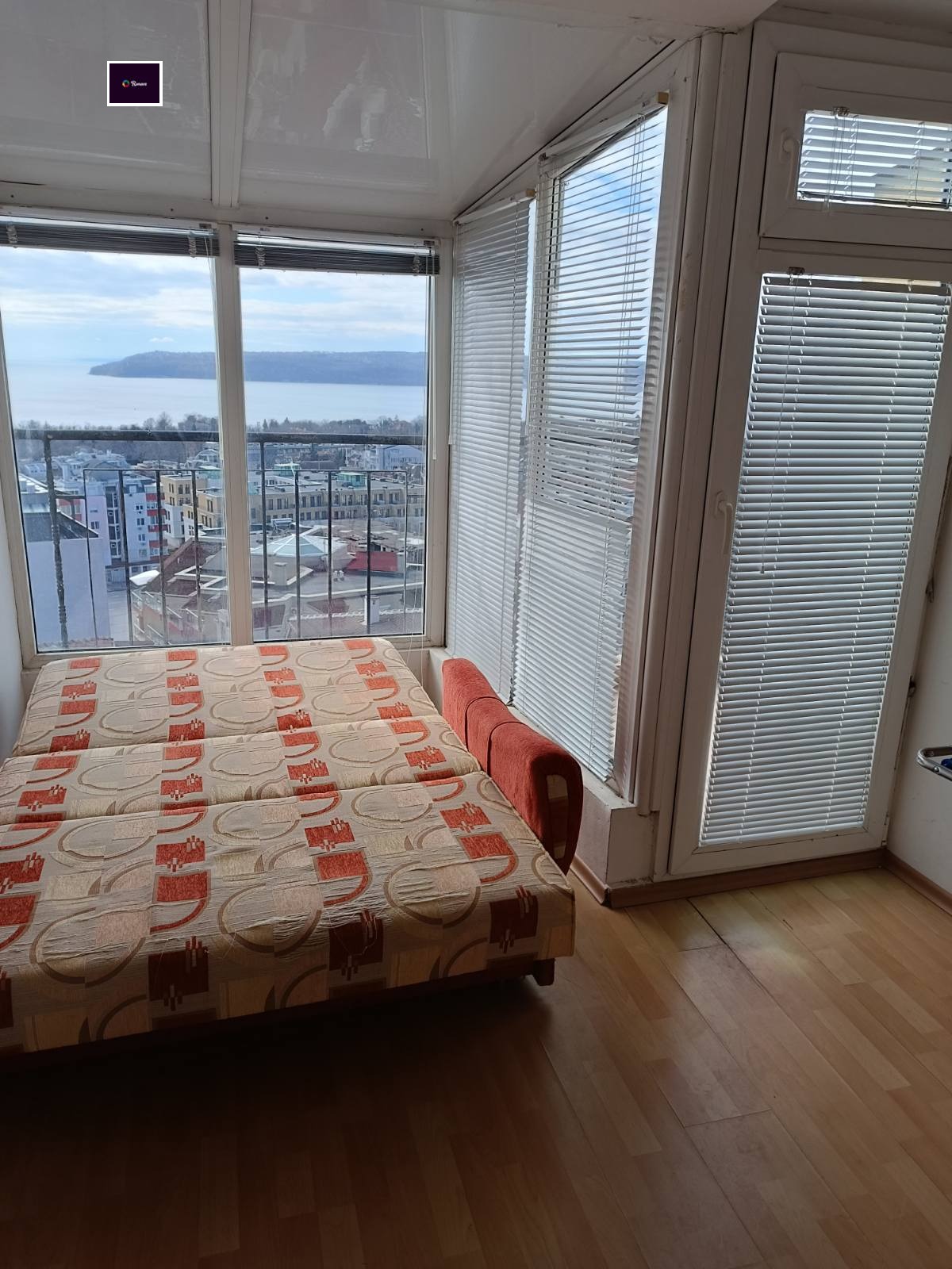 Продава АТЕЛИЕ, ТАВАН, гр. Варна, Бриз, снимка 6 - Апартаменти - 53617536