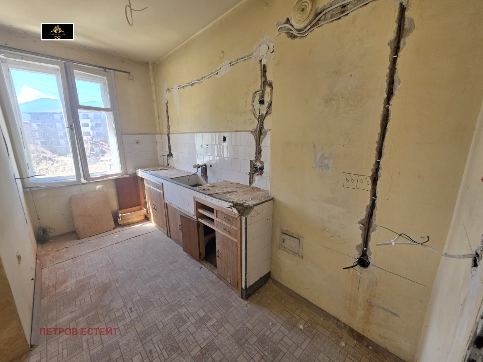 Продава ЕТАЖ ОТ КЪЩА, гр. Велинград, област Пазарджик, снимка 4 - Етаж от къща - 55058723