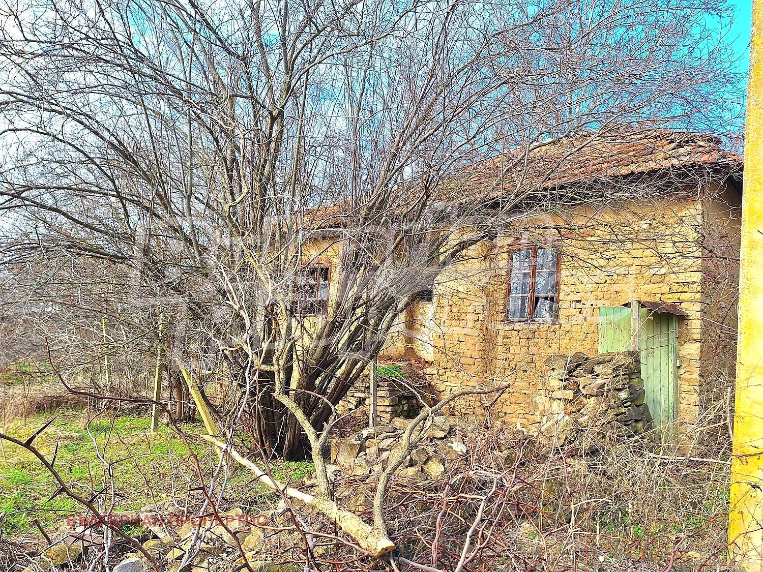 Продава КЪЩА, с. Долна Липница, област Велико Търново, снимка 2 - Къщи - 49182350