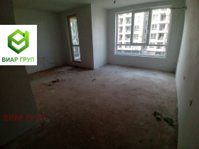 1 quarto Iujen, Plovdiv