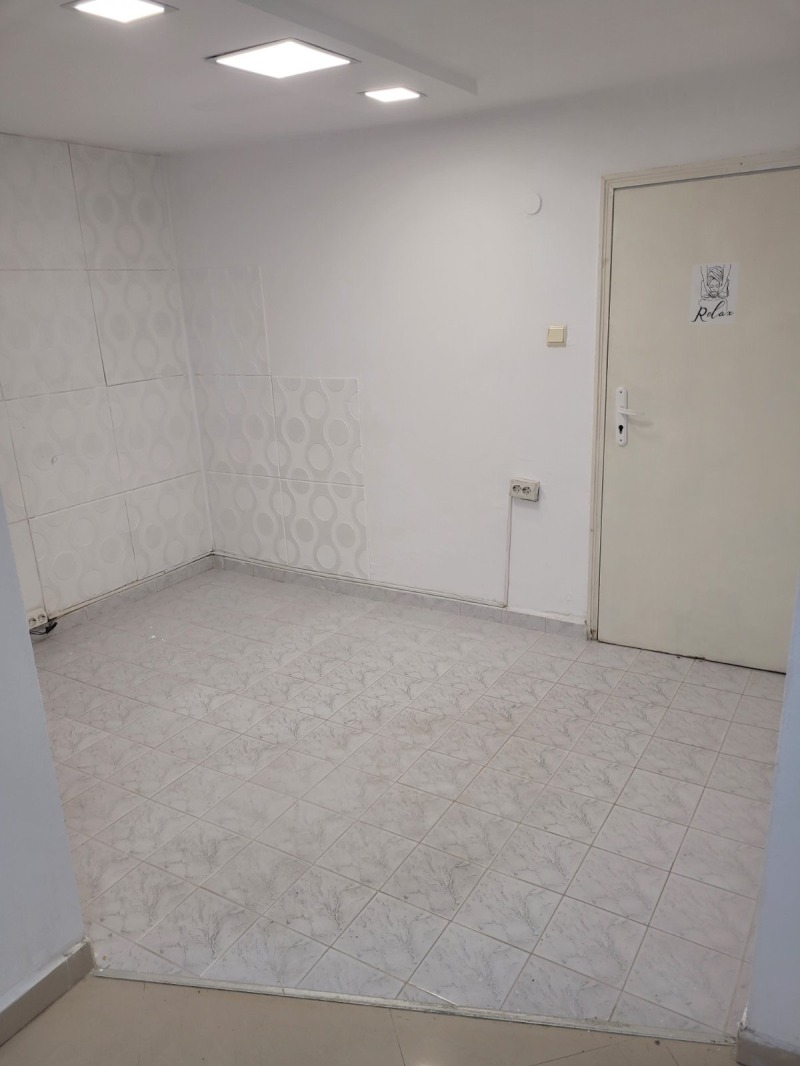 Na prodej  Prodejna Varna , Okražna bolnica-Generali , 80 m2 | 22562201 - obraz [4]