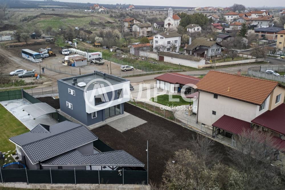 Продава КЪЩА, с. Голяновци, област София област, снимка 10 - Къщи - 55932040