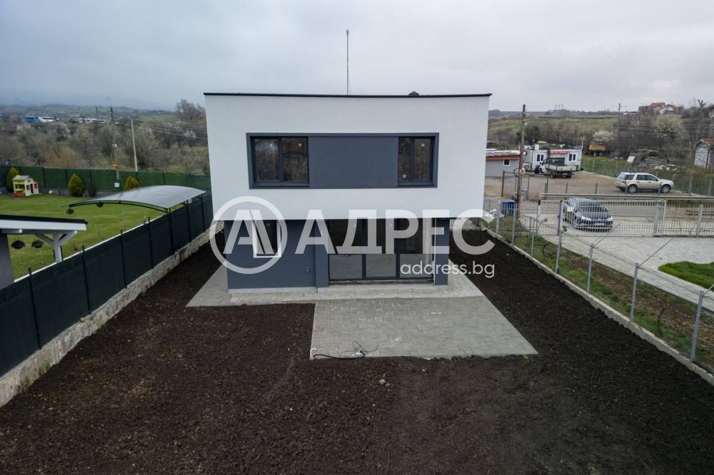 Продава КЪЩА, с. Голяновци, област София област, снимка 5 - Къщи - 55932040