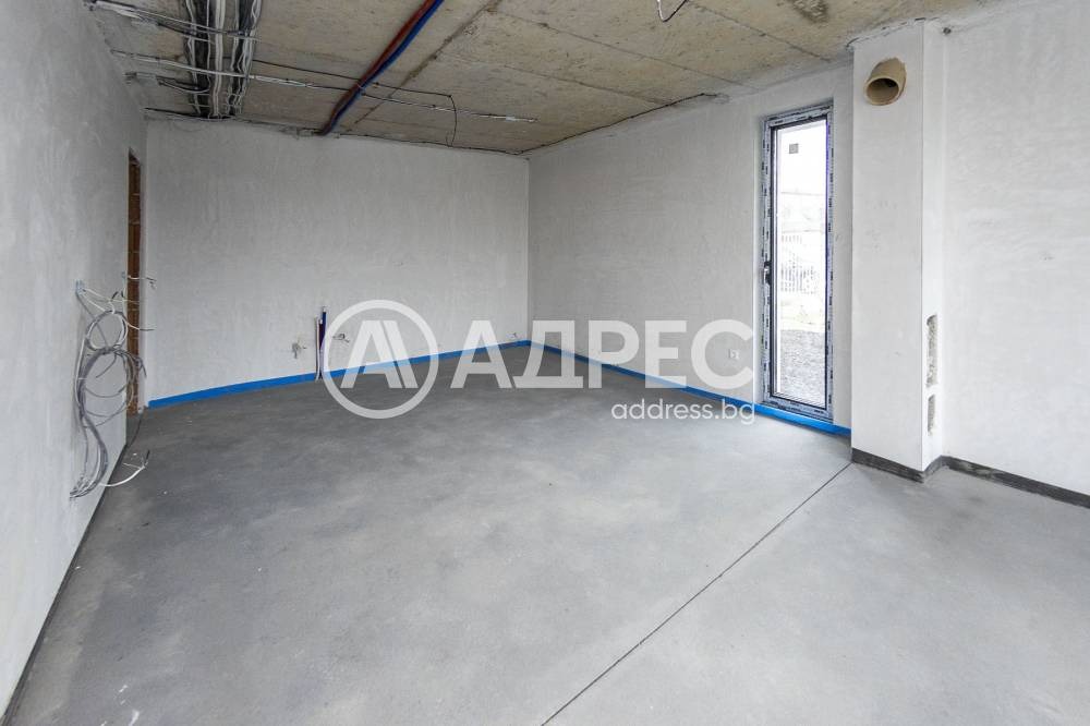 Продава КЪЩА, с. Голяновци, област София област, снимка 17 - Къщи - 55932040