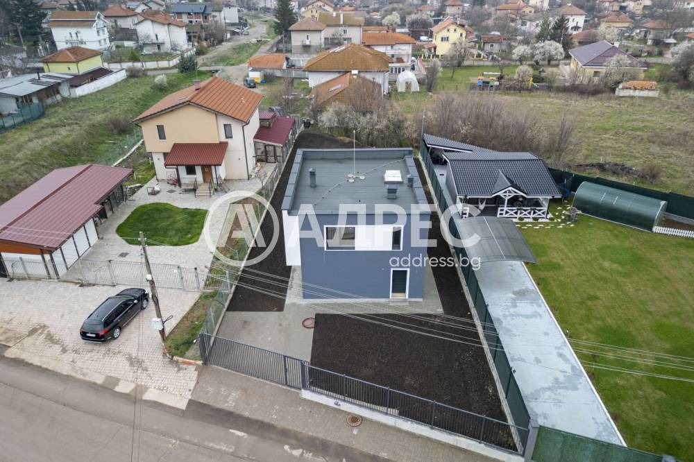 Продава КЪЩА, с. Голяновци, област София област, снимка 11 - Къщи - 55932040