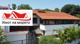 Продажба на имоти в гр. Ахтопол, област Бургас — страница 4 - изображение 10 