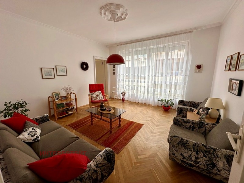 Na sprzedaż  2 sypialnie Burgas , Centar , 85 mkw | 67905041 - obraz [3]