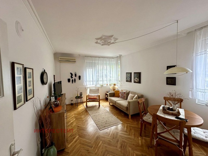 Na sprzedaż  2 sypialnie Burgas , Centar , 85 mkw | 67905041