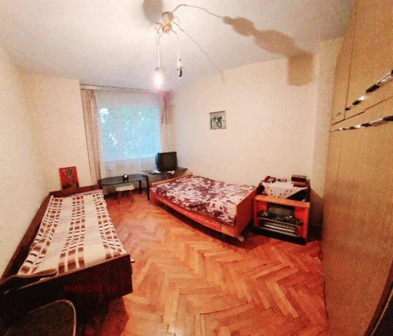 Til salg  2 soveværelser Pleven , Shirok tsentar , 97 kvm | 31411676 - billede [4]