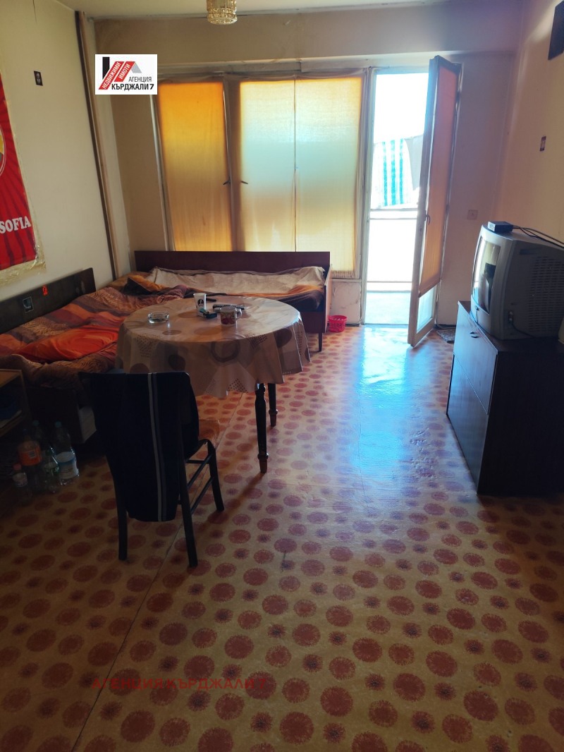 Na sprzedaż  2 sypialnie Kardżali , Wazrożdenci , 85 mkw | 90979693 - obraz [4]