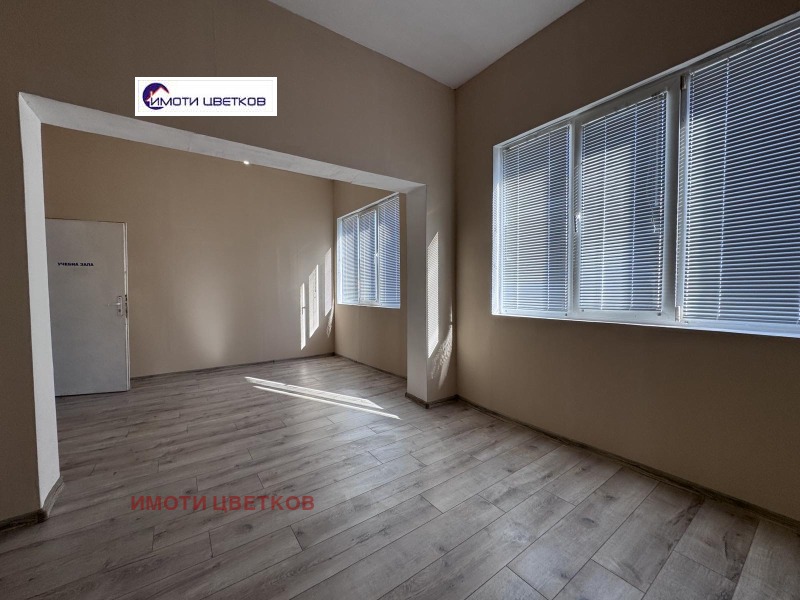 À vendre  3+ chambres Vratsa , Tsentar , 137 m² | 29756287 - image [12]