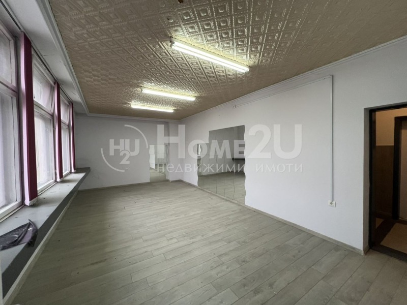 Продава ЕТАЖ ОТ КЪЩА, гр. Ботевград, област София област, снимка 4 - Етаж от къща - 53339636