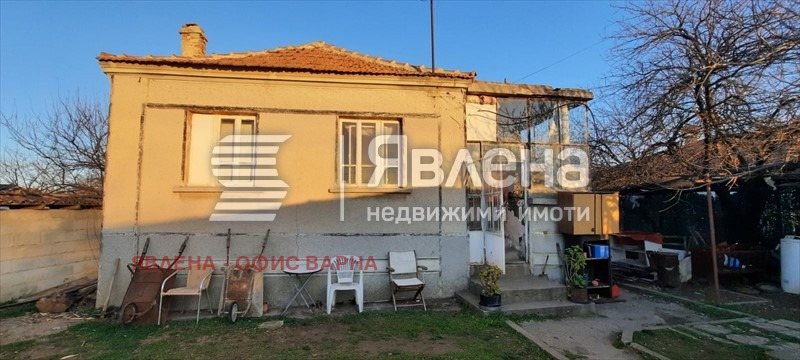 Продава КЪЩА, с. Приселци, област Варна, снимка 1 - Къщи - 48636041