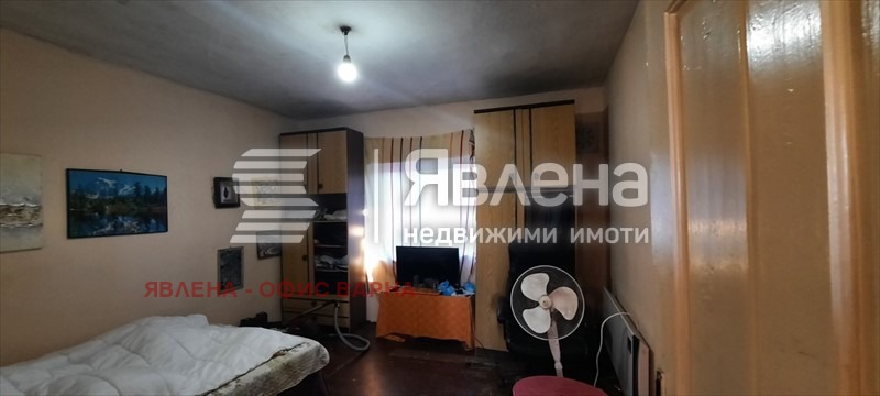 Продава КЪЩА, с. Приселци, област Варна, снимка 2 - Къщи - 48636041