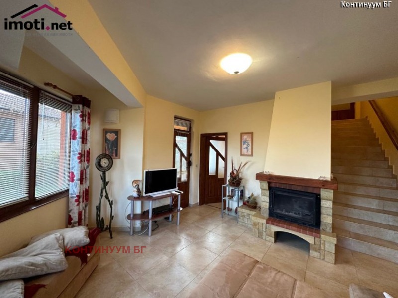 Продава КЪЩА, с. Рогачево, област Добрич, снимка 6 - Къщи - 52689793