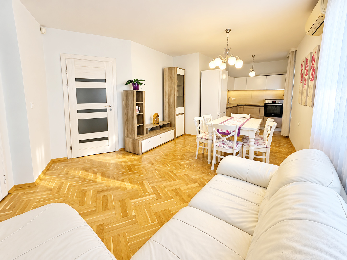 Продава 3-СТАЕН, гр. Варна, Лятно кино Тракия, снимка 2 - Апартаменти - 56324073