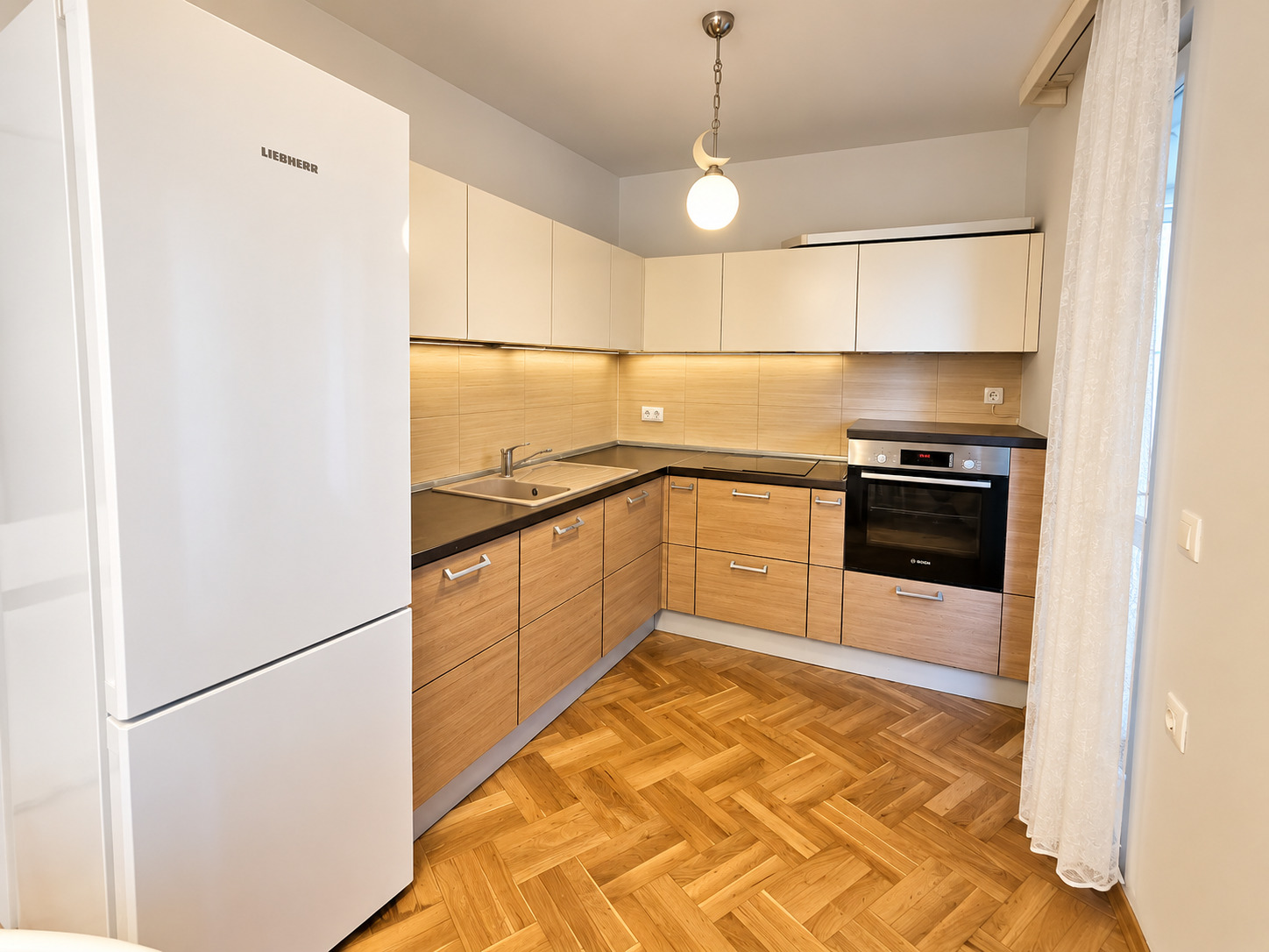 Продава 3-СТАЕН, гр. Варна, Лятно кино Тракия, снимка 4 - Апартаменти - 56324073