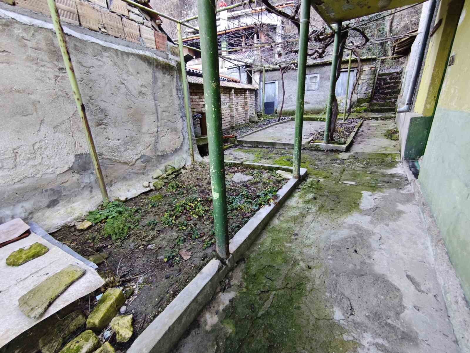 Продава КЪЩА, гр. Шумен, Томбул джамия, снимка 10 - Къщи - 55197018