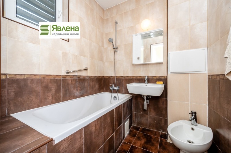 Продава 3-СТАЕН, гр. София, Център, снимка 14 - Апартаменти - 52886819